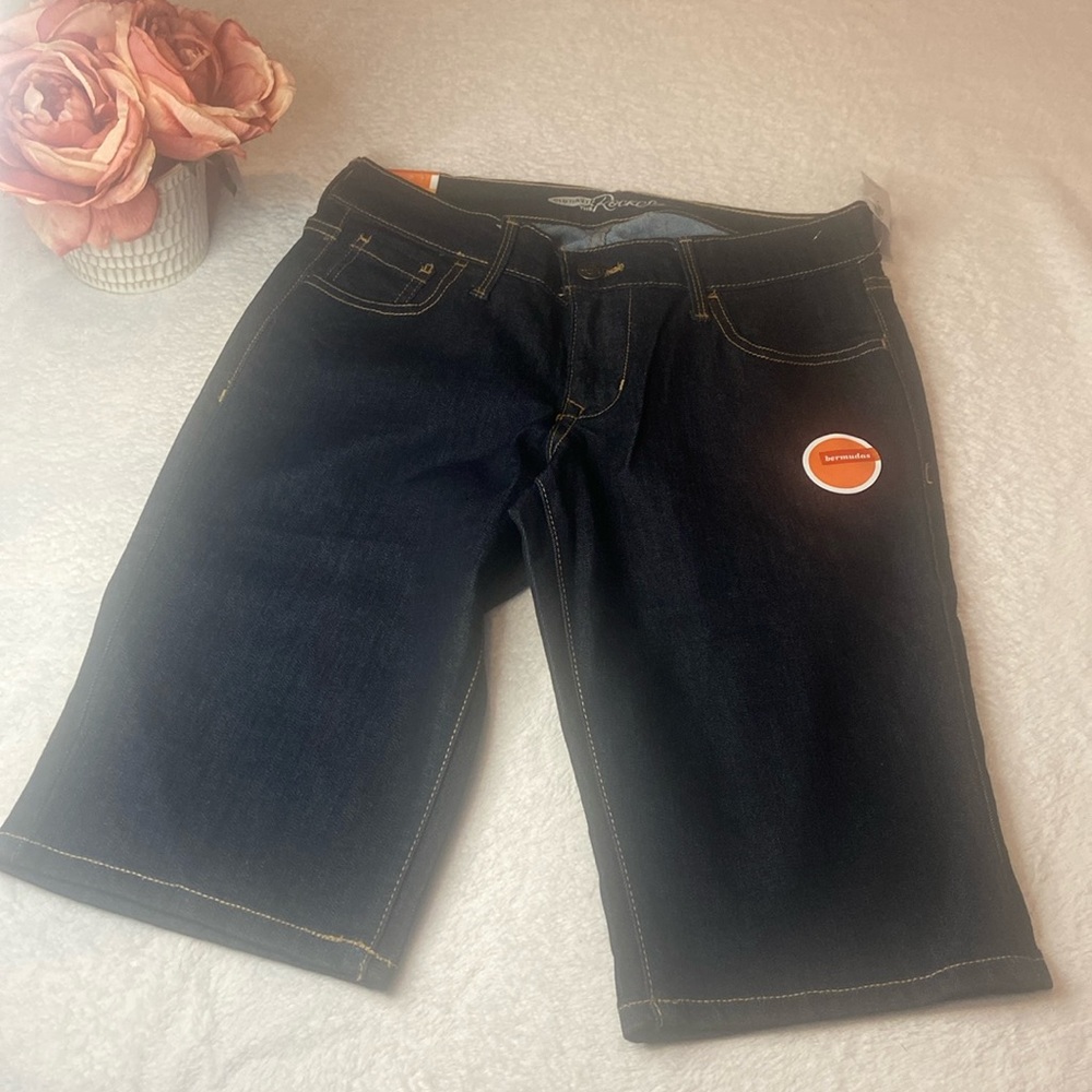 OLD NAVY NWT Size 6 Dark Blue The Rock Star Bermuda Blue Jean Shorts
